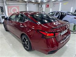 نیسان ئەلتیما